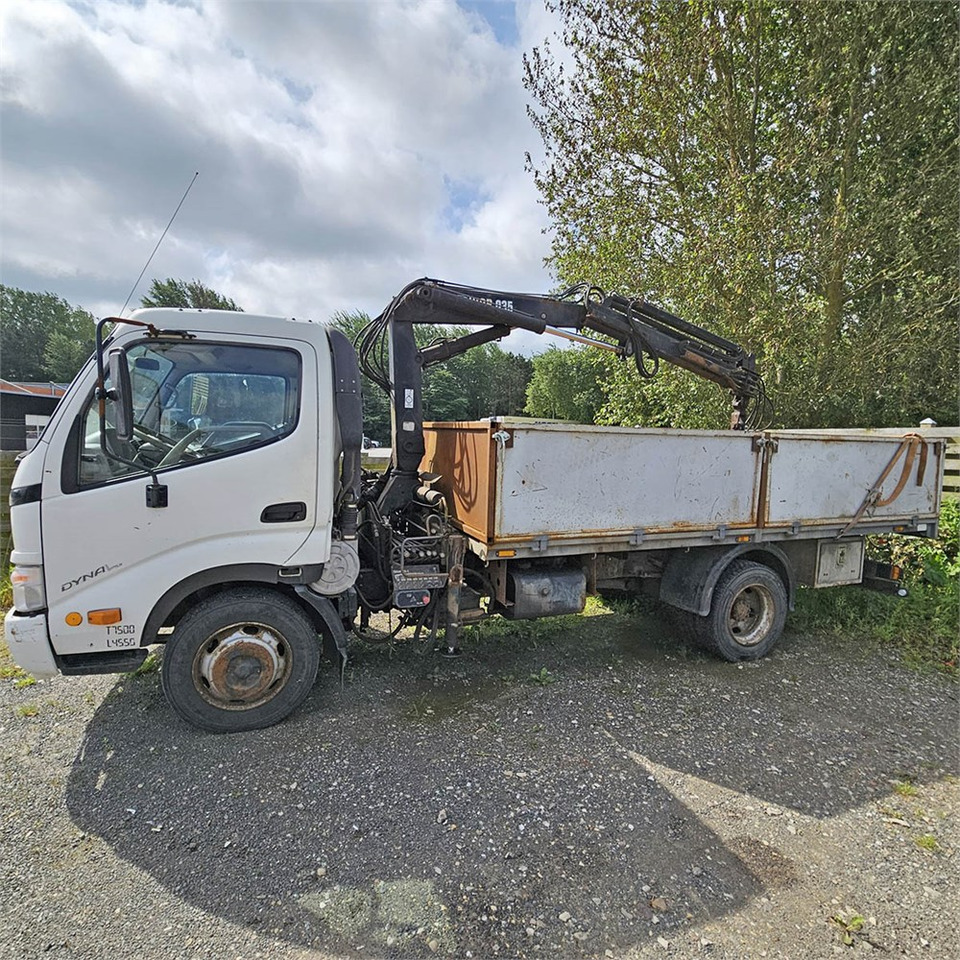 Toyota Dyna 200 - Valníkový/ Plošinový nákladný automobil: obrázok 1 Toyota Dyna 200 - Valníkový/ Plošinový nákladný automobil: obrázok 1