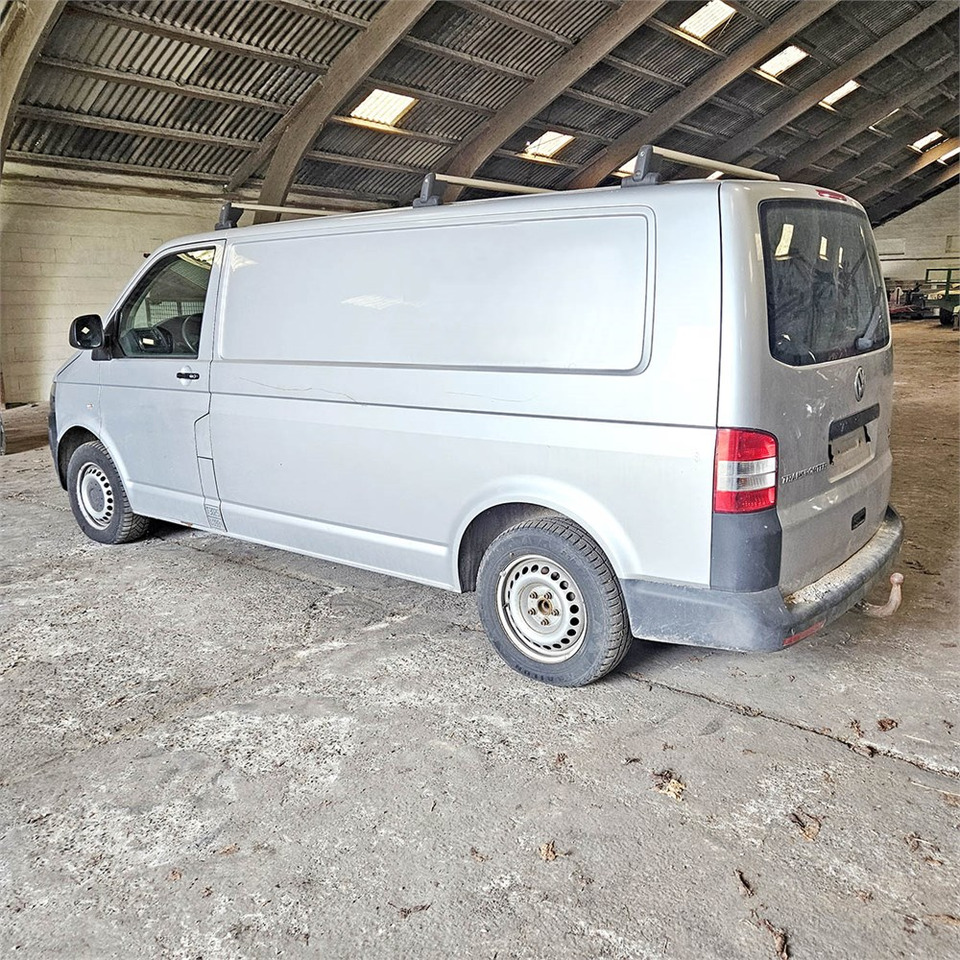 VW Transporter 2,0 Tdi - Malá dodávka: obrázok 3 VW Transporter 2,0 Tdi - Malá dodávka: obrázok 3