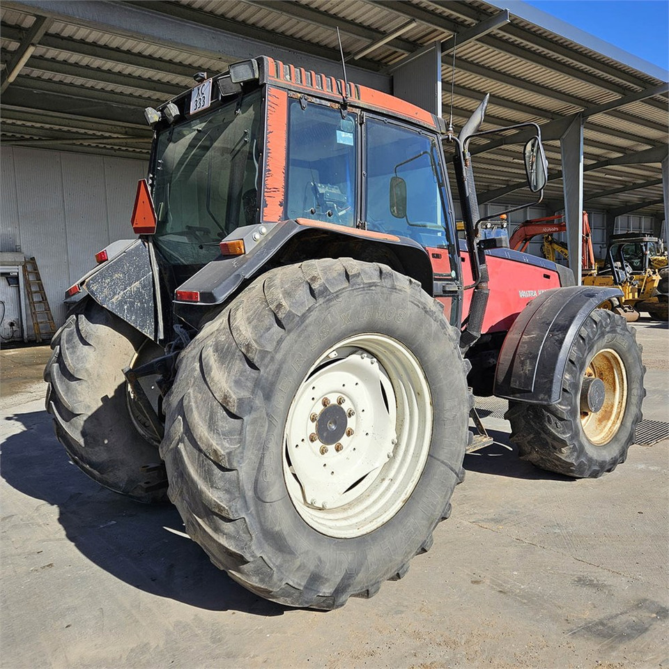 Valmet Valtra 8450 - Traktor: obrázok 5 Valmet Valtra 8450 - Traktor: obrázok 5