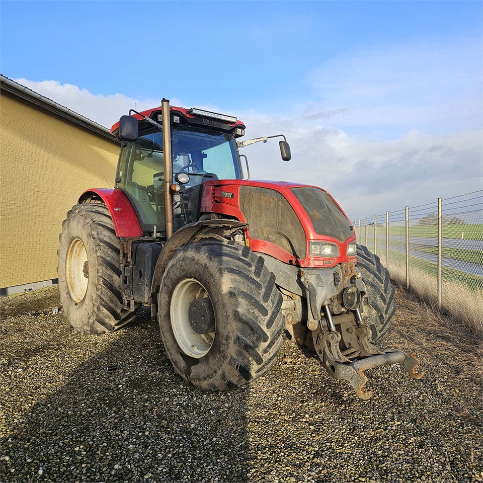 Valtra S322 - Traktor: obrázok 3 Valtra S322 - Traktor: obrázok 3