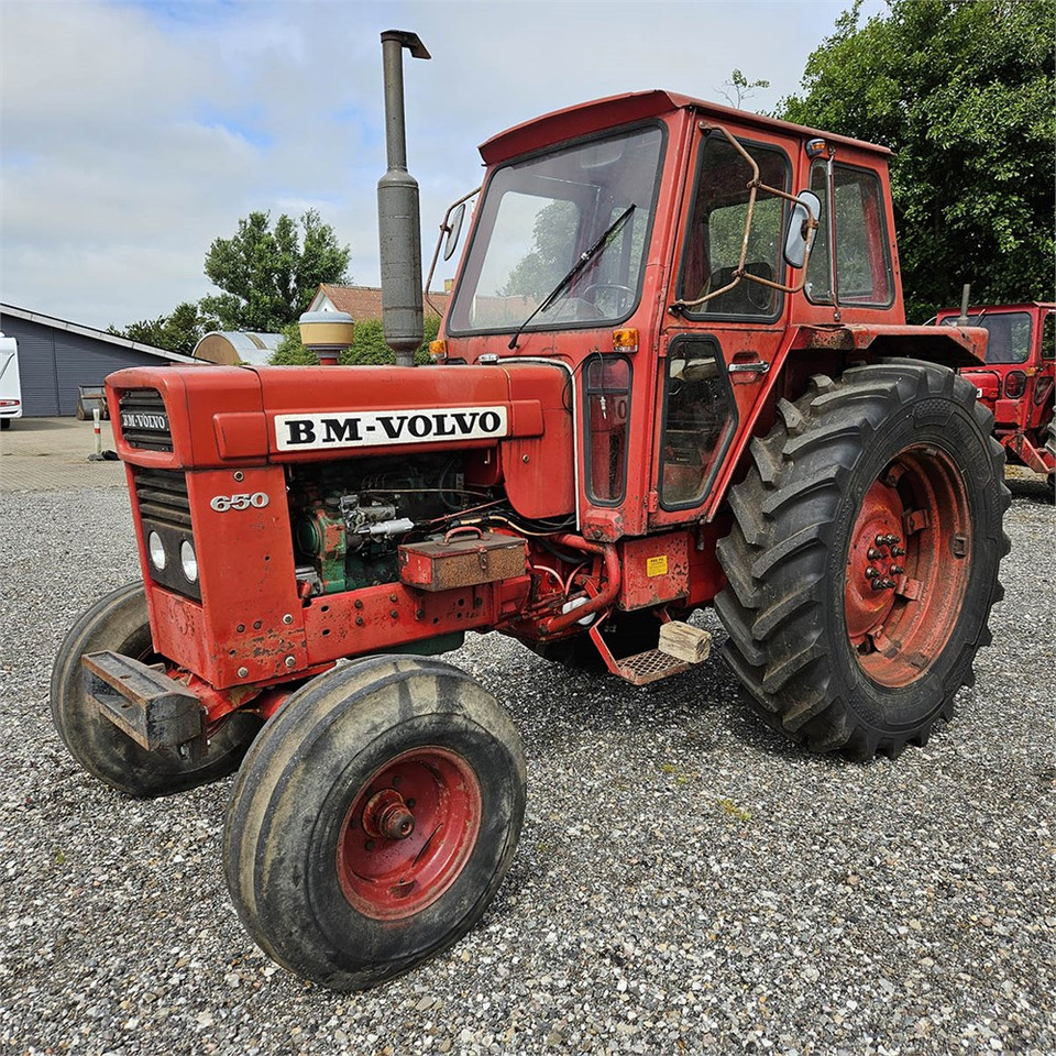 Volvo 650 - Traktor: obrázok 1 Volvo 650 - Traktor: obrázok 1