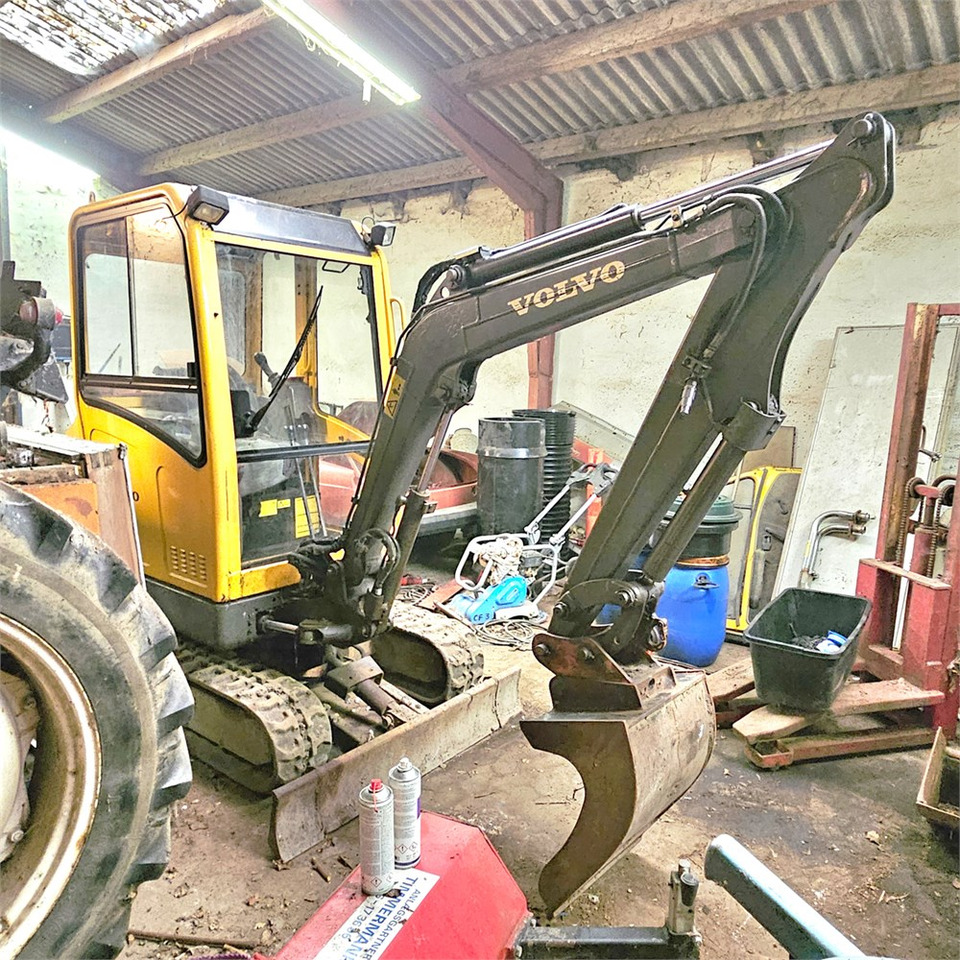 Volvo EC20 B XTV - Mini rýpadlo: obrázok 5 Volvo EC20 B XTV - Mini rýpadlo: obrázok 5