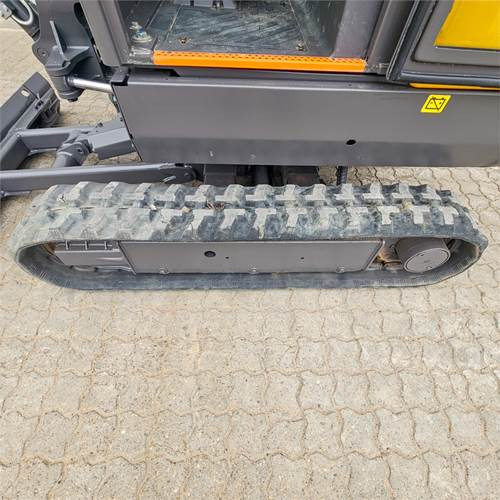 Mini rýpadlo Volvo EC20 E: obrázok 38