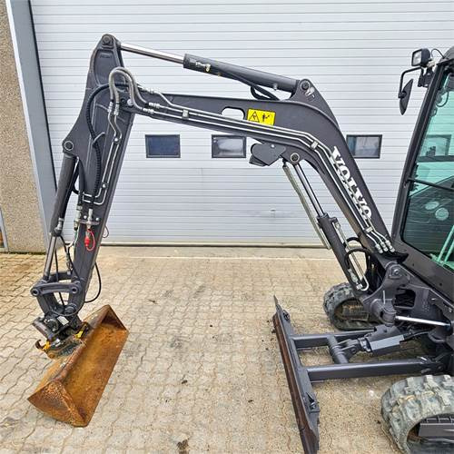 Mini rýpadlo Volvo EC20 E: obrázok 22