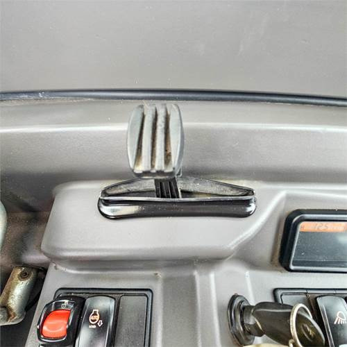 Mini rýpadlo Volvo EC20 E: obrázok 16