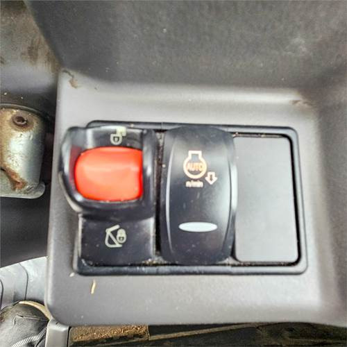 Mini rýpadlo Volvo EC20 E: obrázok 17