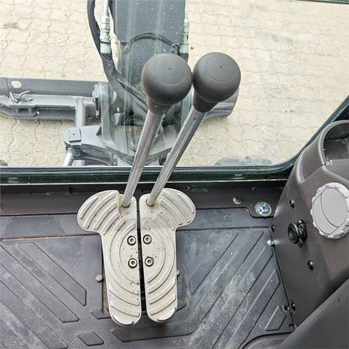 Mini rýpadlo Volvo EC20 E: obrázok 15