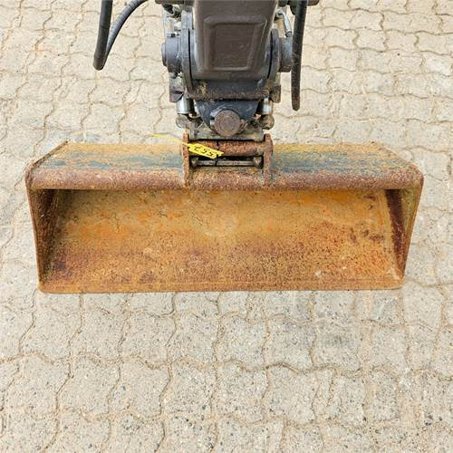 Mini rýpadlo Volvo EC20 E: obrázok 31