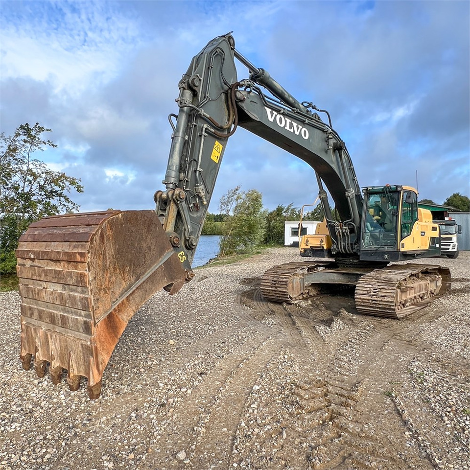 Volvo EC380 DL - Pásové rýpadlo: obrázok 4 Volvo EC380 DL - Pásové rýpadlo: obrázok 4