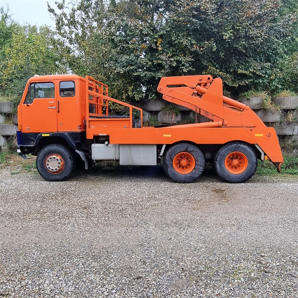 Volvo F 88 - Ramenový nosič kontajnerov: obrázok 2 Volvo F 88 - Ramenový nosič kontajnerov: obrázok 2
