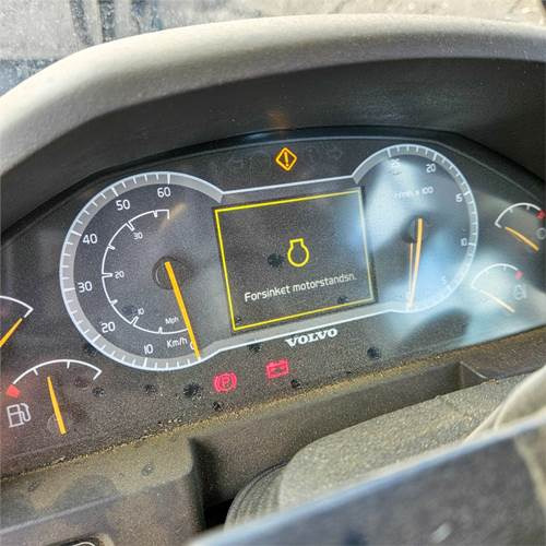 Kolesový nakladač Volvo L90 H: obrázok 22