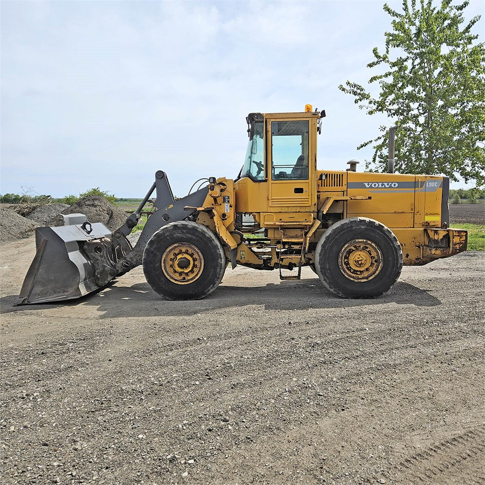 Volvo L90C - Kolesový nakladač: obrázok 2 Volvo L90C - Kolesový nakladač: obrázok 2