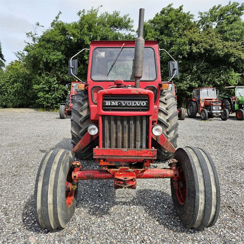 Volvo T800 B - Traktor: obrázok 4 Volvo T800 B - Traktor: obrázok 4