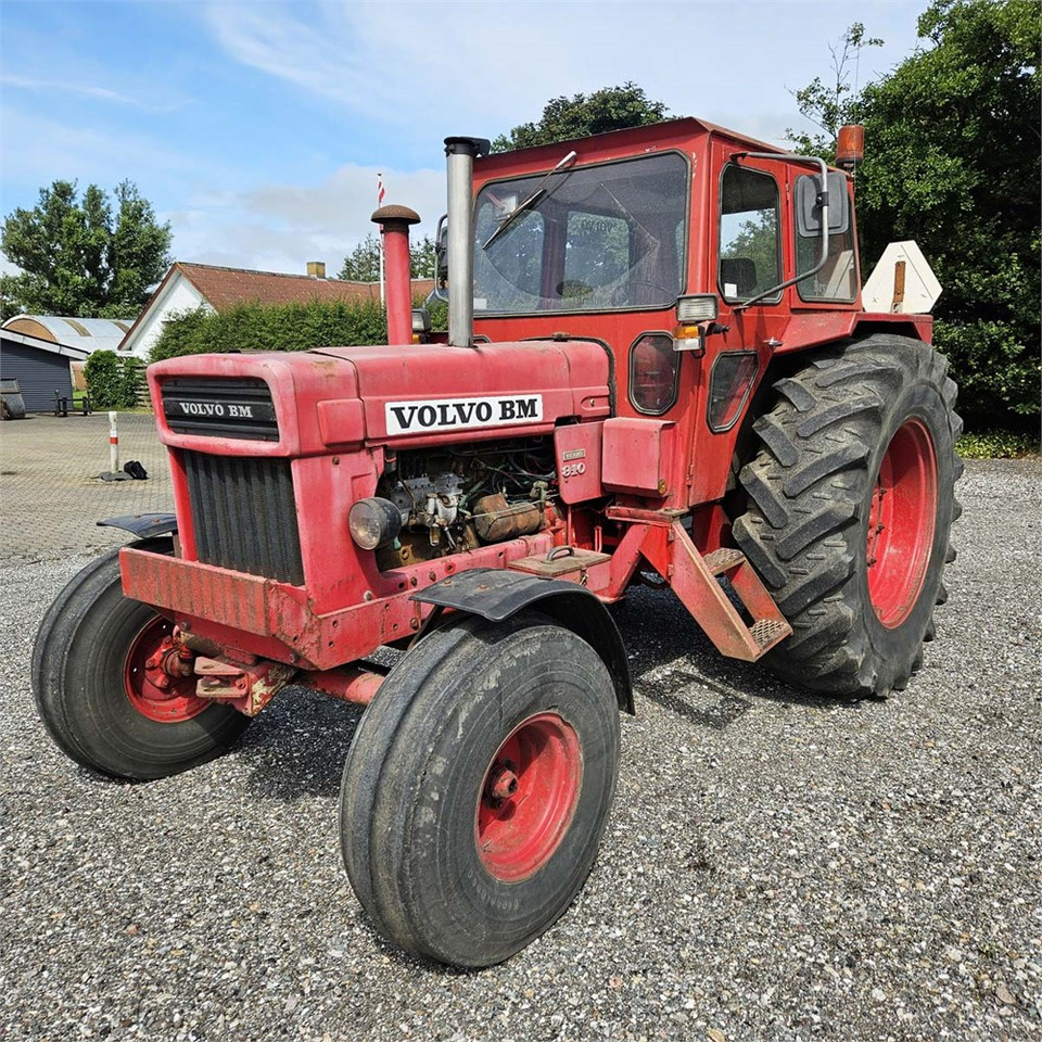 Volvo T810A - Traktor: obrázok 1 Volvo T810A - Traktor: obrázok 1