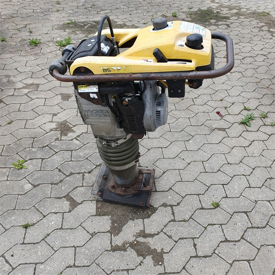 Wacker Neuson BS60-2i - Vibračné dusadlo: obrázok 3 Wacker Neuson BS60-2i - Vibračné dusadlo: obrázok 3