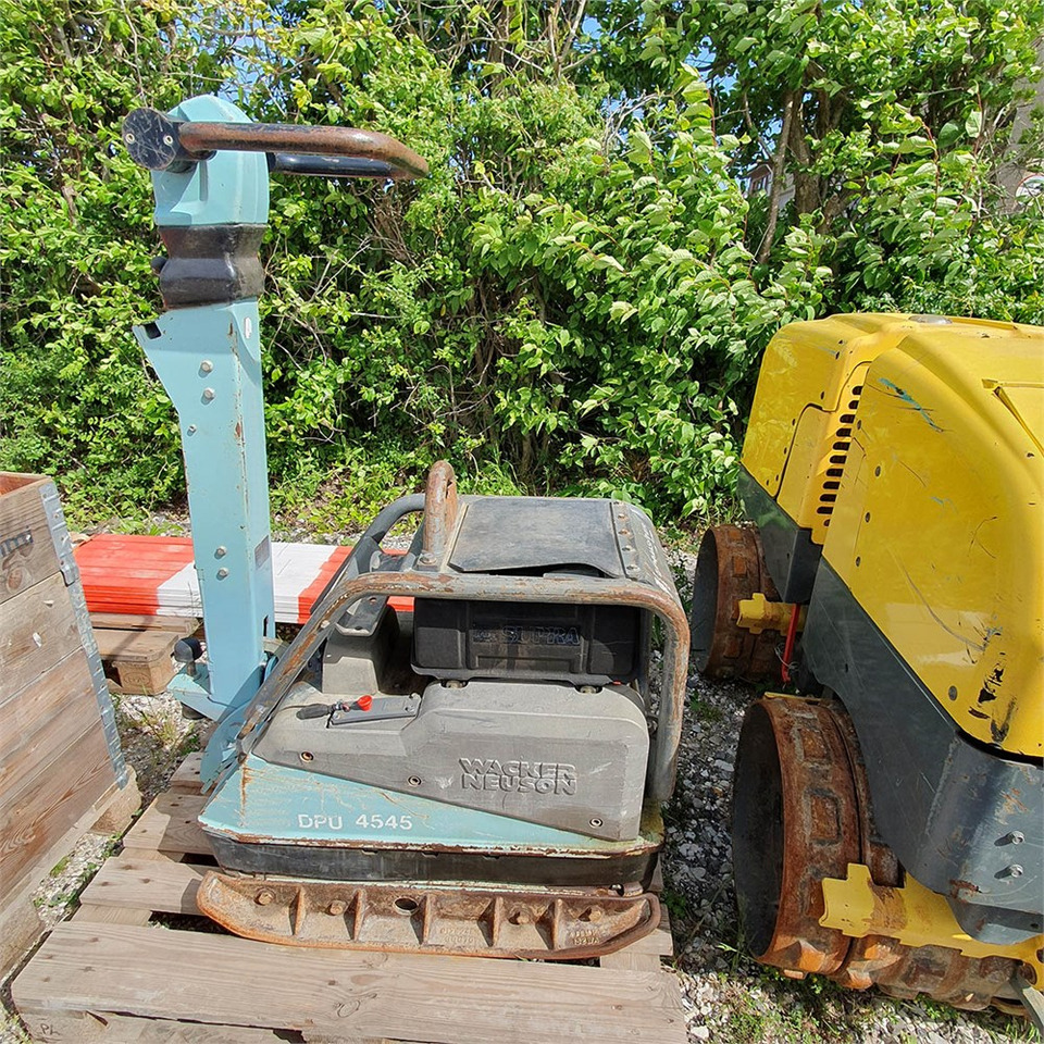 Wacker Neuson DPU4545 - Vibračná doska: obrázok 2 Wacker Neuson DPU4545 - Vibračná doska: obrázok 2
