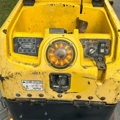 Wacker Neuson RT82 SC2 - Minivalec: obrázok 4 Wacker Neuson RT82 SC2 - Minivalec: obrázok 4