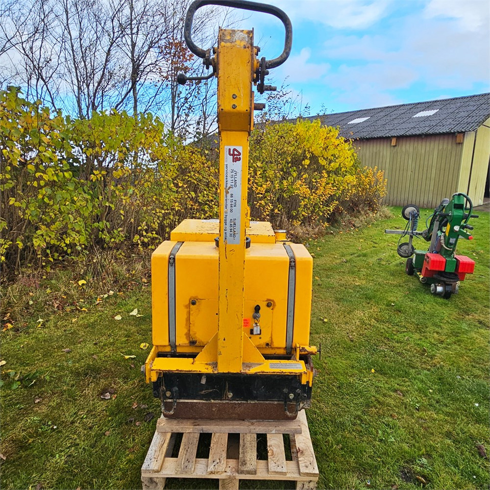 Weber DVH 703 E - Minivalec: obrázok 5 Weber DVH 703 E - Minivalec: obrázok 5