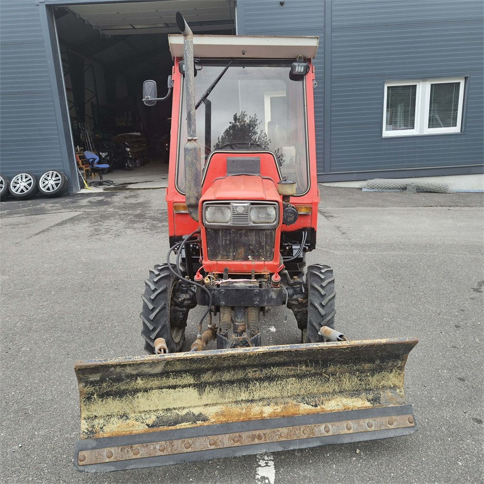Yanmar 226 D - Komunálny traktor: obrázok 5 Yanmar 226 D - Komunálny traktor: obrázok 5