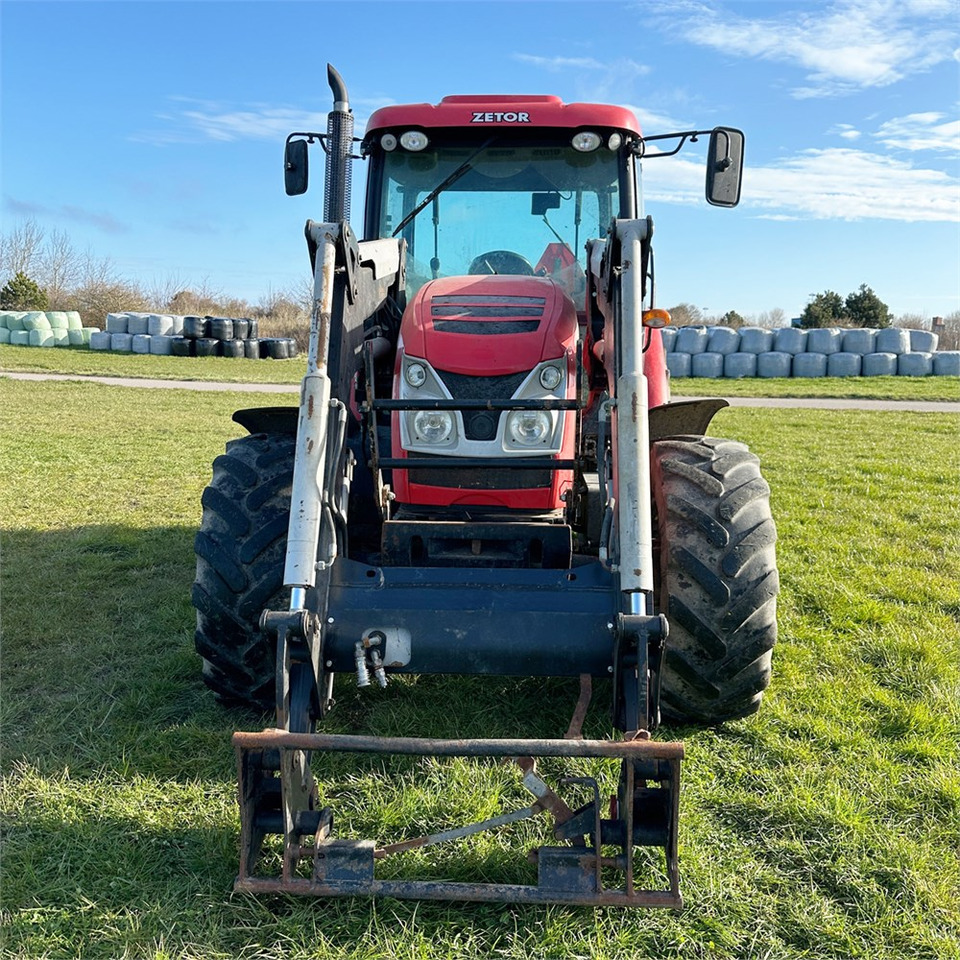 Zetor PROXIMA POWER 120 - Traktor: obrázok 5 Zetor PROXIMA POWER 120 - Traktor: obrázok 5