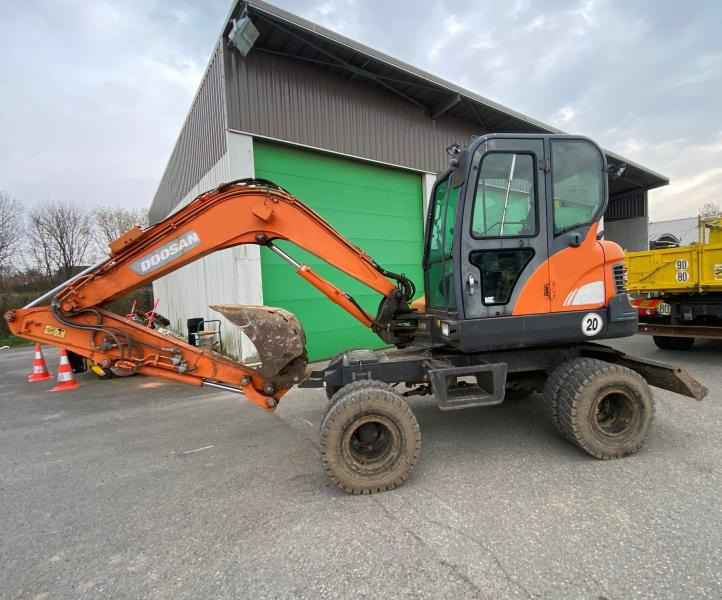 Doosan DX 55W - Kolesové rýpadlo: obrázok 2 Doosan DX 55W - Kolesové rýpadlo: obrázok 2