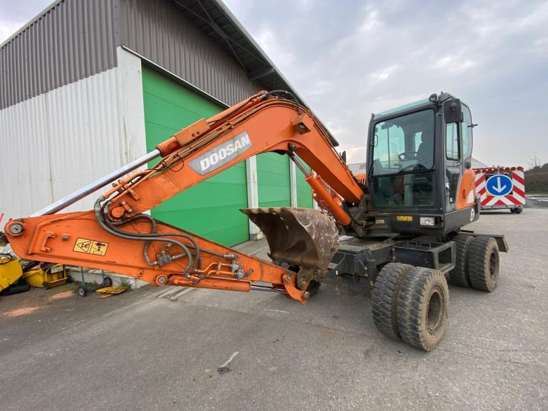 Doosan DX 55W - Kolesové rýpadlo: obrázok 3 Doosan DX 55W - Kolesové rýpadlo: obrázok 3