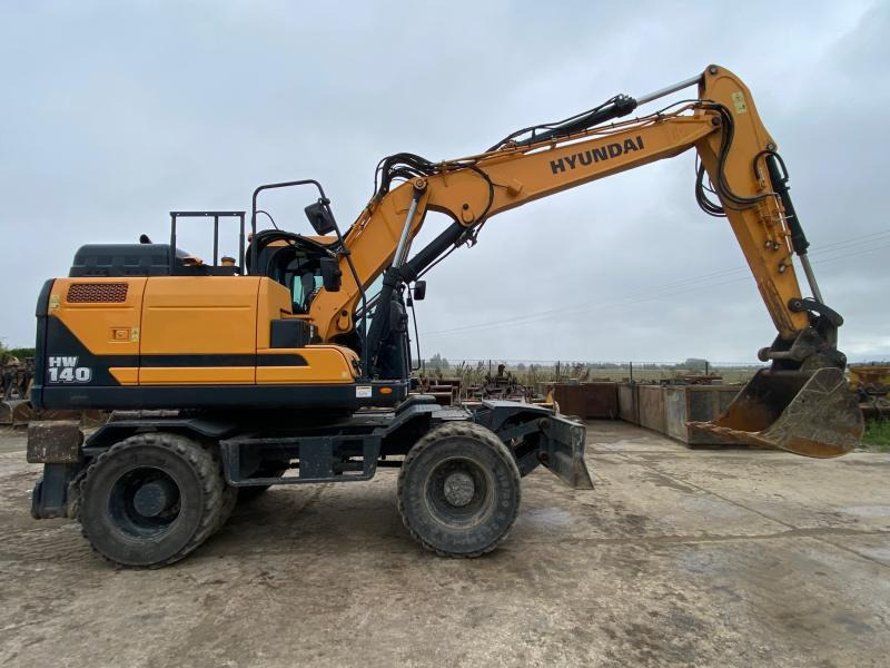 Hyundai HW 140 - Kolesové rýpadlo: obrázok 2 Hyundai HW 140 - Kolesové rýpadlo: obrázok 2
