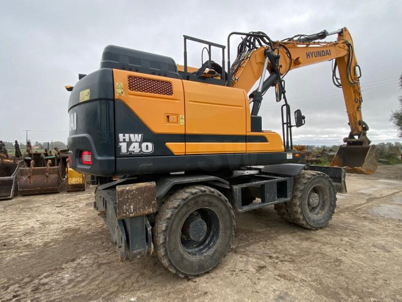 Hyundai HW 140 - Kolesové rýpadlo: obrázok 3 Hyundai HW 140 - Kolesové rýpadlo: obrázok 3