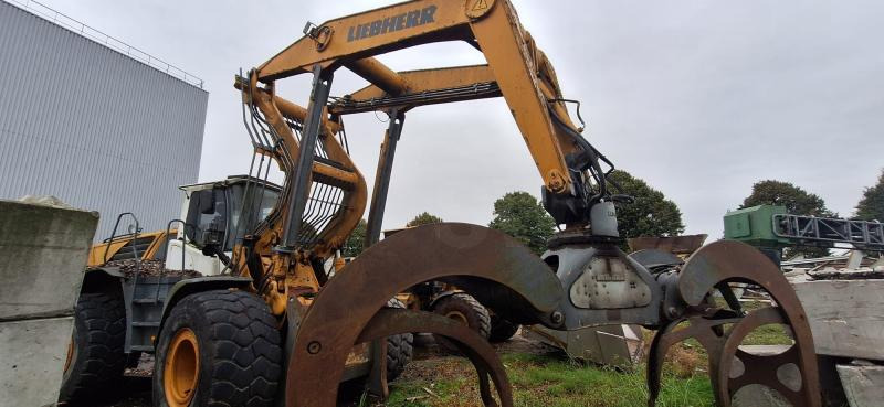 Liebherr L580 - Kolesový nakladač: obrázok 2 Liebherr L580 - Kolesový nakladač: obrázok 2