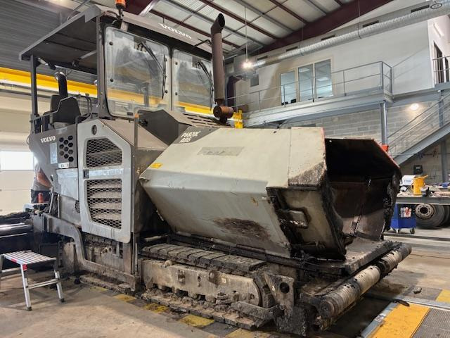 Volvo P6820C - Finišer: obrázok 2 Volvo P6820C - Finišer: obrázok 2