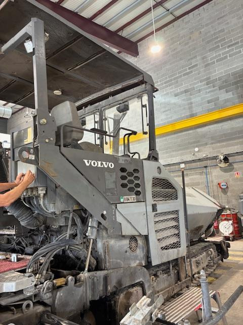 Volvo P6820C - Finišer: obrázok 4 Volvo P6820C - Finišer: obrázok 4