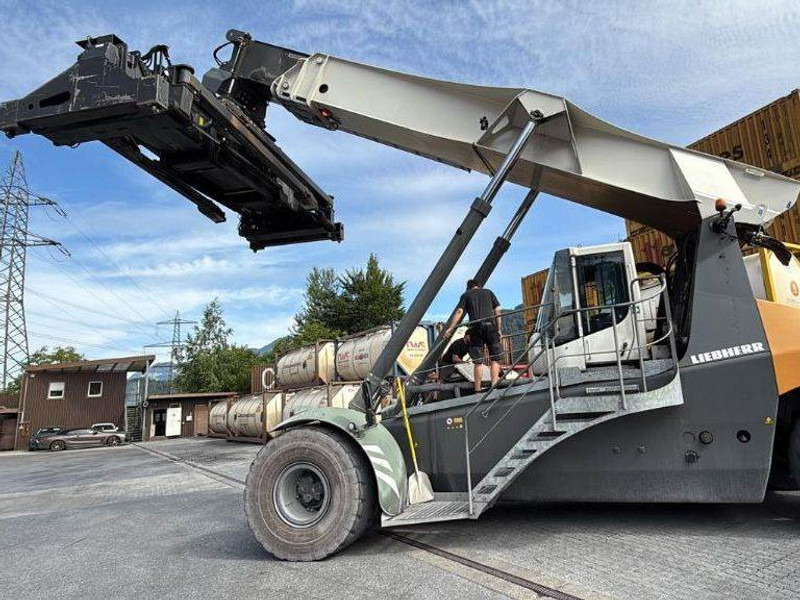 Liebherr LRS545 Intermodal - Ramenový prekladač: obrázok 2 Liebherr LRS545 Intermodal - Ramenový prekladač: obrázok 2