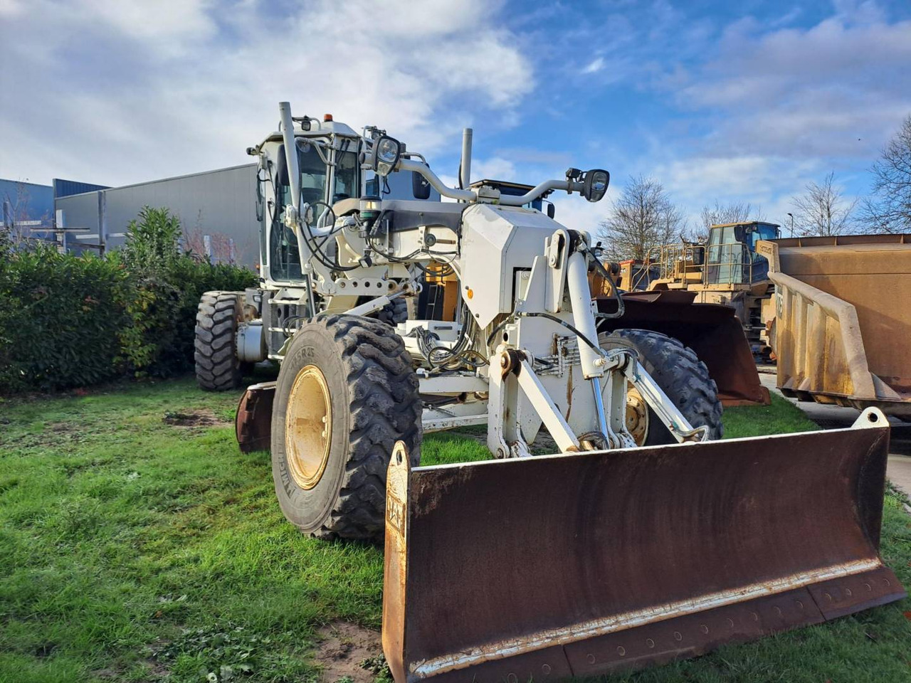 CAT 12M3 - Zrovnávač: obrázok 2 CAT 12M3 - Zrovnávač: obrázok 2