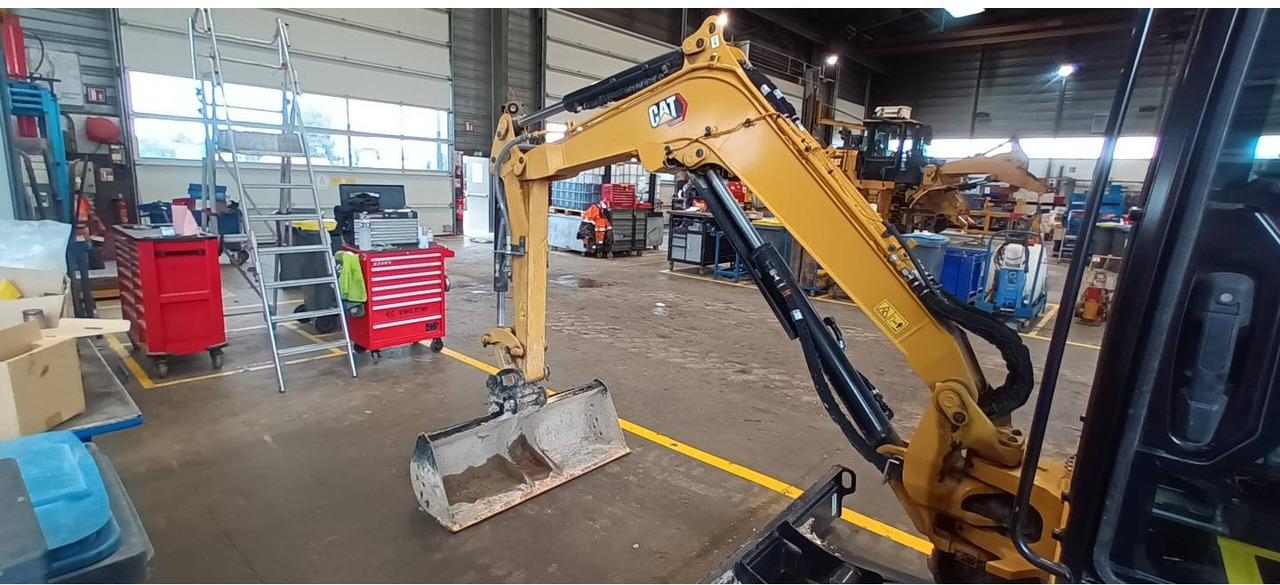 CAT 302.7 - Pásové rýpadlo: obrázok 2 CAT 302.7 - Pásové rýpadlo: obrázok 2