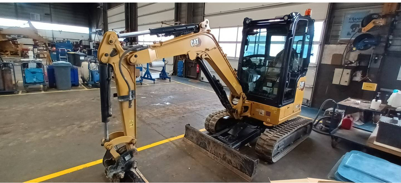 CAT 302.7 - Pásové rýpadlo: obrázok 1 CAT 302.7 - Pásové rýpadlo: obrázok 1