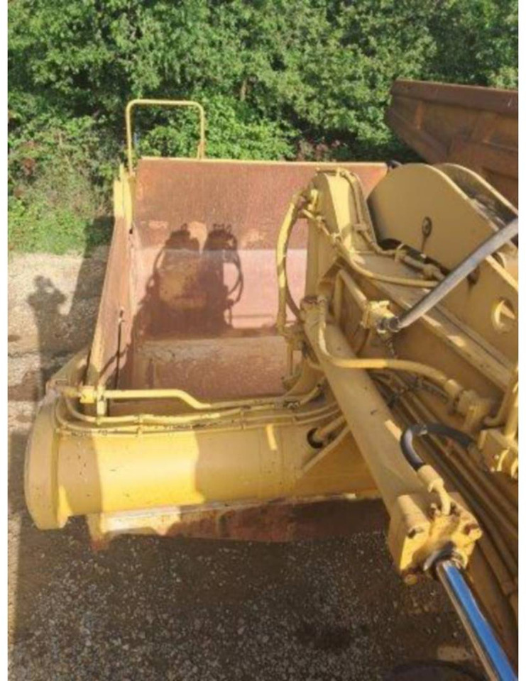 CAT 621F - Skrejper: obrázok 5 CAT 621F - Skrejper: obrázok 5