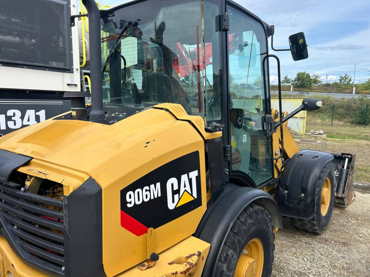 CAT 906M - Kolesový nakladač: obrázok 3 CAT 906M - Kolesový nakladač: obrázok 3