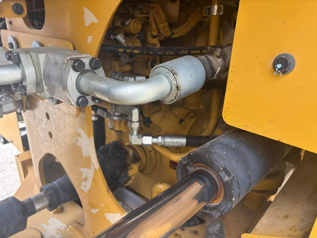 Kolesový nakladač CAT 966M XE: obrázok 13