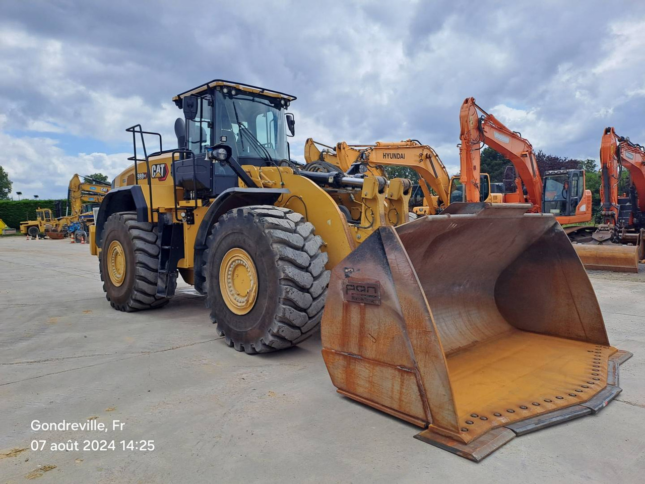 CAT 980XE - Kolesový nakladač: obrázok 2 CAT 980XE - Kolesový nakladač: obrázok 2