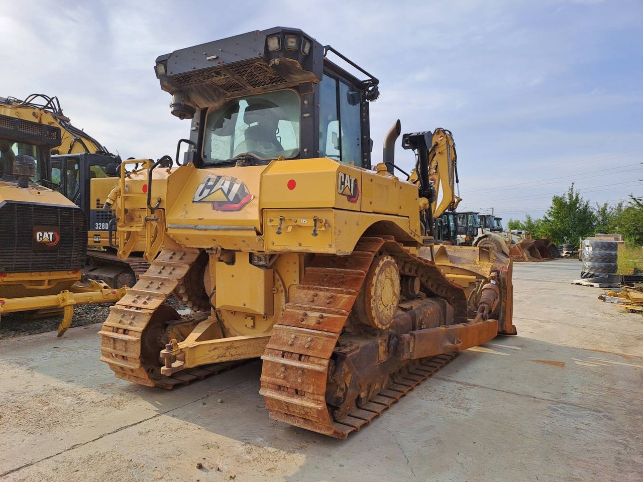 CAT D6 XE - Buldozér: obrázok 3 CAT D6 XE - Buldozér: obrázok 3