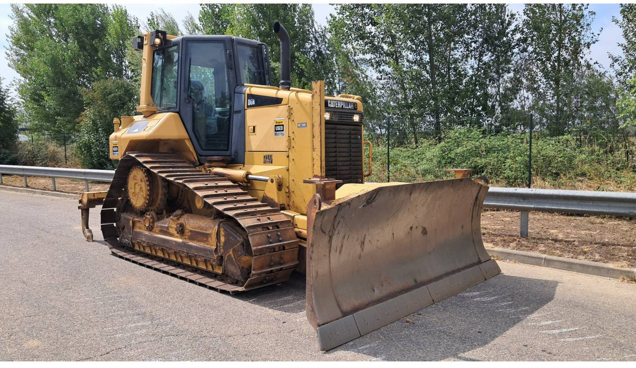 CAT D6NXL - Buldozér: obrázok 2 CAT D6NXL - Buldozér: obrázok 2