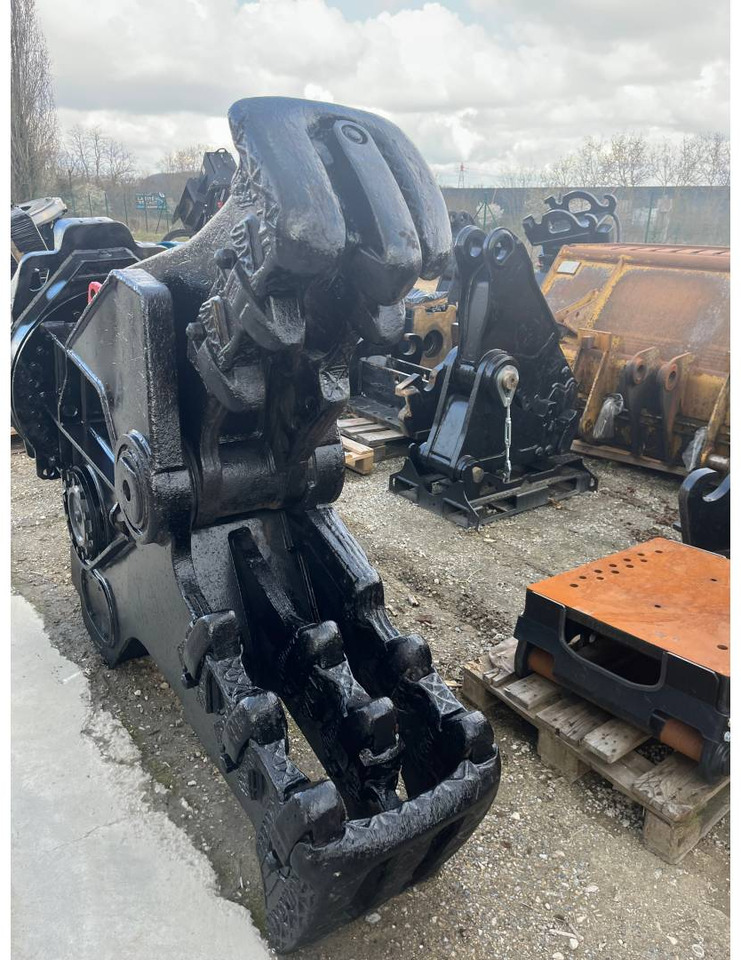 CAT VHC40/P325 - Demolačné kliešte pre Stavebné stroje: obrázok 2 CAT VHC40/P325 - Demolačné kliešte pre Stavebné stroje: obrázok 2