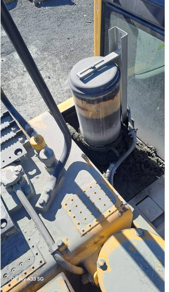 Pásové rýpadlo KOMATSU PC700LC: obrázok 13