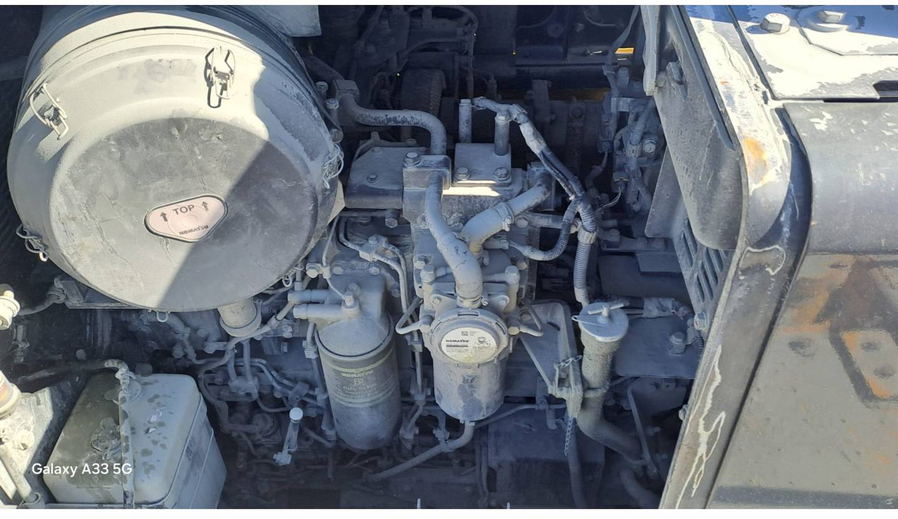 Pásové rýpadlo KOMATSU PC700LC: obrázok 12