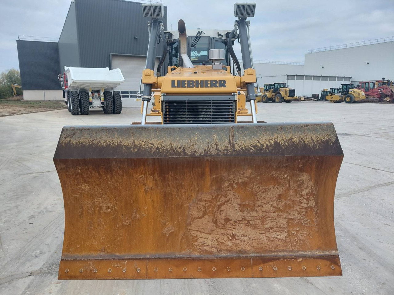 LIEBHERR PR736 - Buldozér: obrázok 3 LIEBHERR PR736 - Buldozér: obrázok 3