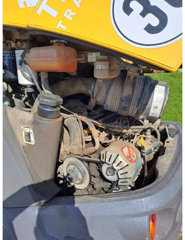 Leasing MECALAC AX1000 MECALAC AX1000: obrázok 9