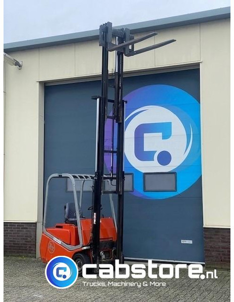 BT CBE 1.2 T Forklift Electric - Bouwjaar 2005 - Elektrický vysokozdvižný vozík: obrázok 2 BT CBE 1.2 T Forklift Electric - Bouwjaar 2005 - Elektrický vysokozdvižný vozík: obrázok 2