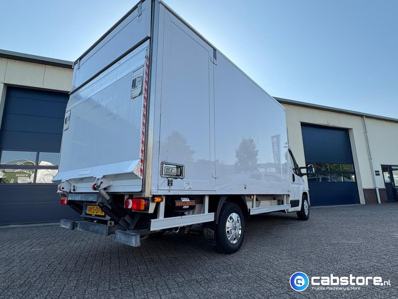 Fiat Ducato 2.3 Multijet 160 Pk Euro 6 - Bouwjaar 2021 - Handgeschakeld 6 speed - Airco - 3 zitplaatsen - Laadklep - Skříňový nákladní auto: obrázok 4 Fiat Ducato 2.3 Multijet 160 Pk Euro 6 - Bouwjaar 2021 - Handgeschakeld 6 speed - Airco - 3 zitplaatsen - Laadklep - Skříňový nákladní auto: obrázok 4