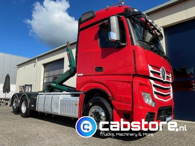 Mercedes-Benz ACTROS 2542 6x2 Euro 6 - HIAB-Multilift 26 Ton's Haakarmsysteem - Containerlift -Bouwjaar 2016 - Km 544.497 - Hákový nosič kontajnerov: obrázok 1 Mercedes-Benz ACTROS 2542 6x2 Euro 6 - HIAB-Multilift 26 Ton's Haakarmsysteem - Containerlift -Bouwjaar 2016 - Km 544.497 - Hákový nosič kontajnerov: obrázok 1