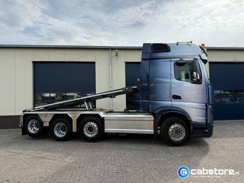 Mercedes-Benz ACTROS 3663 Euro 6 - 8x2 - RETARDER - Bouwjaar 09-2017 - 30 Ton's Container Kabelsysteem - Km 476.892 - Good condition - Nákladne vozidlo - káblový systém: obrázok 3 Mercedes-Benz ACTROS 3663 Euro 6 - 8x2 - RETARDER - Bouwjaar 09-2017 - 30 Ton's Container Kabelsysteem - Km 476.892 - Good condition - Nákladne vozidlo - káblový systém: obrázok 3